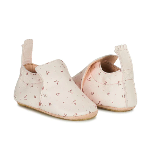 Baby shoes with blue and pink flowers