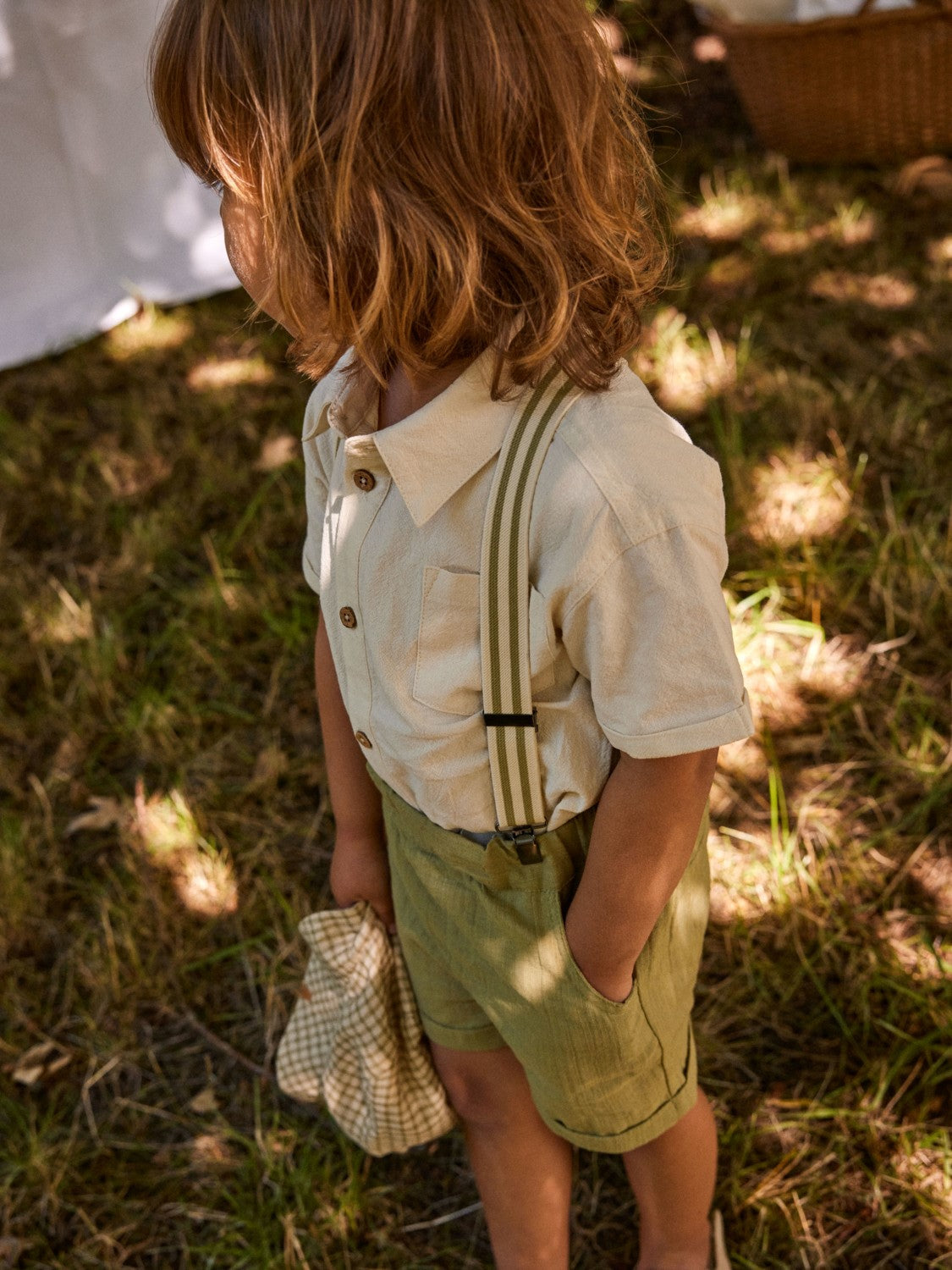 Short-sleeved ecru shirt with pocket